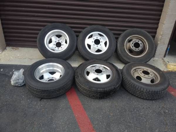 6 Alcoa chevy or gmc 16 inch dually wheels with tires for
