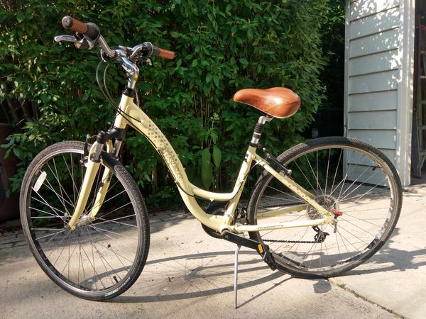 2012 trek 7100 price