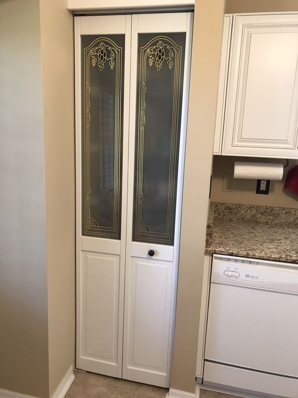 Bi fold Pantry Door for Sale in Port St. Lucie, FL OfferUp