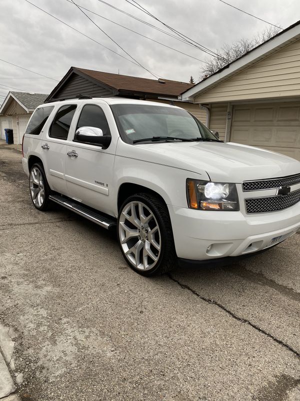 07 Tahoe LTZ on 26” reps for Sale in Chicago, IL - OfferUp