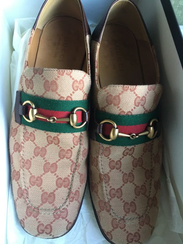 Gucci shoes for Sale in Manassas Park, VA - OfferUp