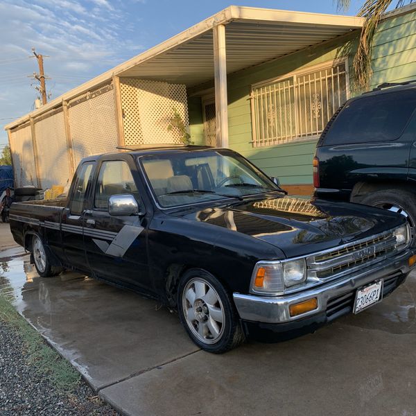 89 Toyota Pickup SR5 for Sale in Perris, CA - OfferUp