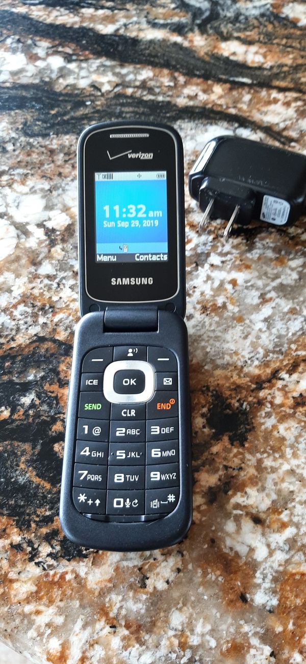 samsung flip phone black