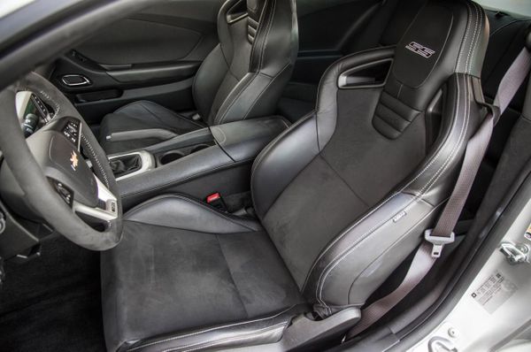 OEM 5th Gen Camaro Recaro Cover for Sale in Corona, CA - OfferUp