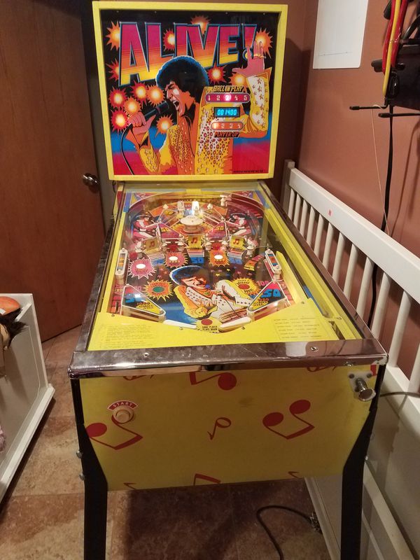 elvis pinball machine