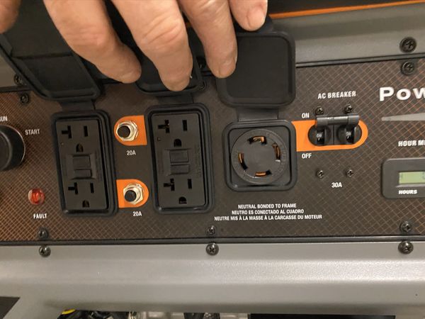 New Generac XT 8000 EFI for Sale in Seattle, WA - OfferUp
