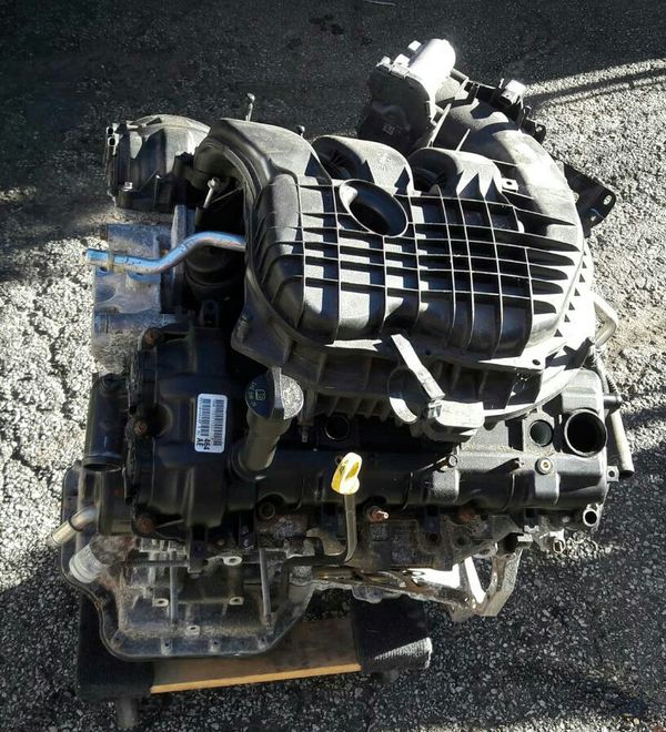 2012 Dodge / Chrysler 3.6L Pentastar Engine for Parts or Repair for