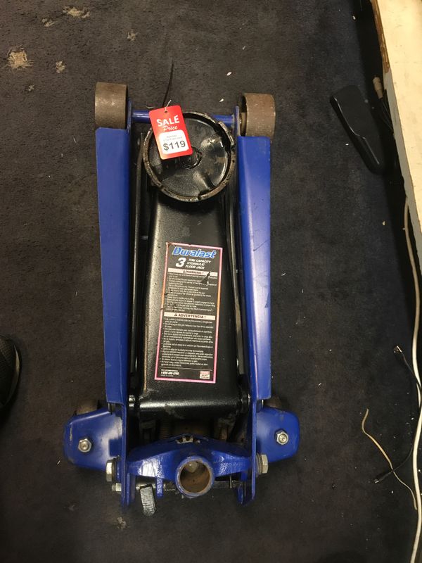Duralast 3 ton floor jack with handle for Sale in San Antonio, TX OfferUp