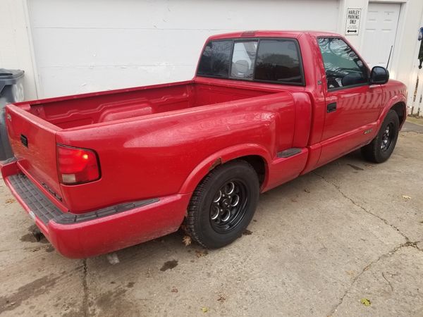 Stepside s10 bed forsale for Sale in Plainfield, IN - OfferUp