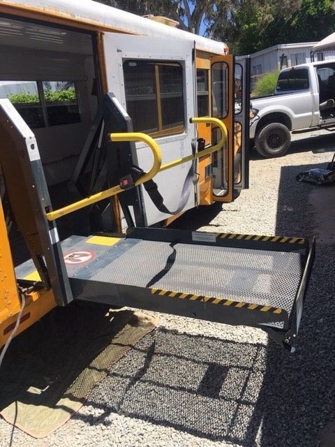 Wheelchair Lift Ricon - S2005-s10000000 for Sale in Watsonville, CA ...