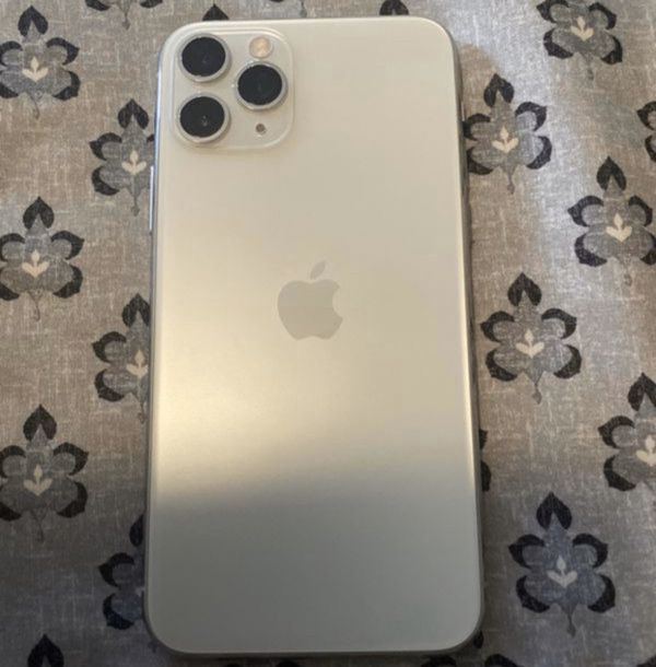iPhone 11 Pro Max Unlocked 64GB - Cashapp or Apple Pay only for Sale in