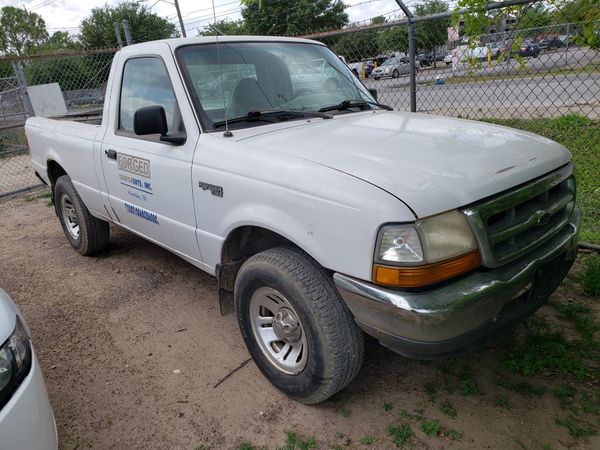 2000 Ford ranger 4 cyl for Sale in Houston, TX - OfferUp