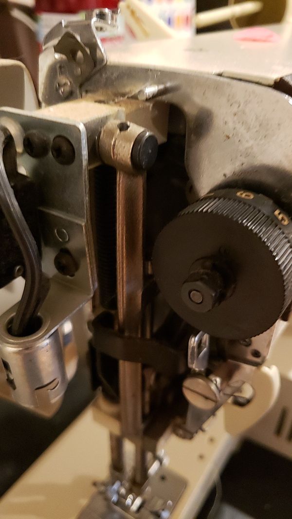 Sewing machine - SINGER 5528 for Sale in Fort Lauderdale, FL - OfferUp