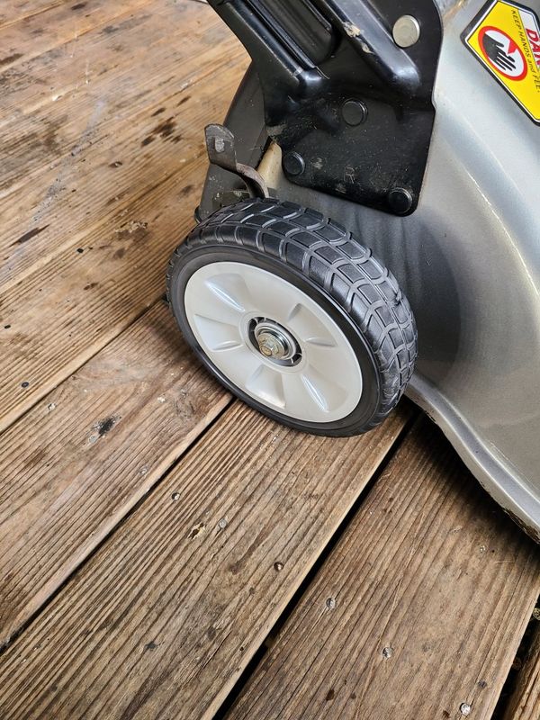 Honda gcv160 self propelled push mower for Sale in Falconer, NY - OfferUp