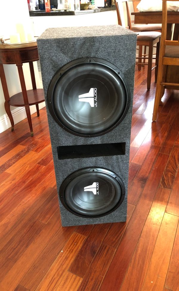 12 JL Audio w3 Subs w/ custom box for Sale in Oakland Park, FL OfferUp