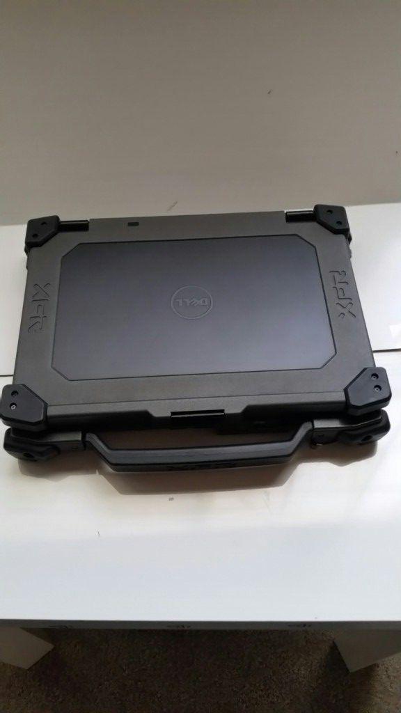 Dell Toughbook Xfr 6420 , 16 GB momory , 256 GB SSD, Windows 7 64-bit