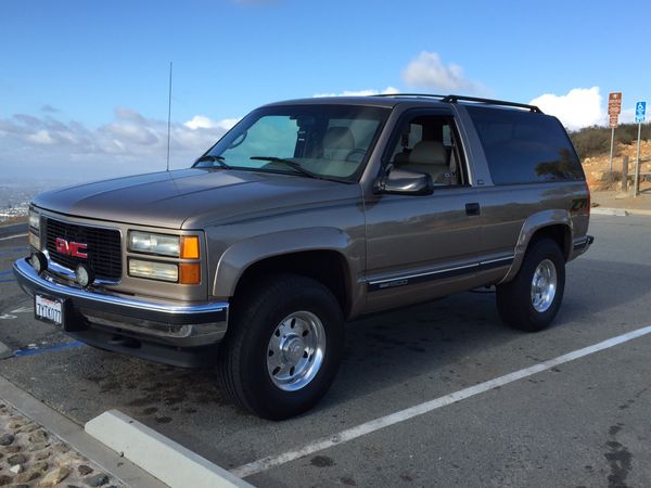 96 GMC Z71 Yukon 2 door 4 WD for Sale in San Marcos, CA - OfferUp