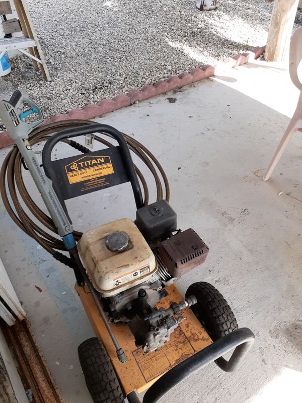 titan industrial heavy duty commercial power washer for Sale in Key