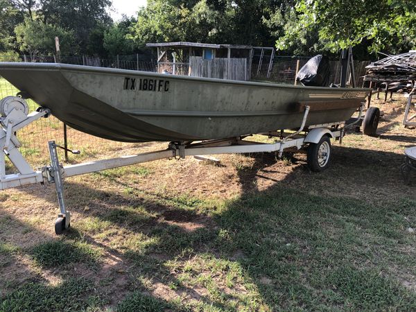 Lowe big Jon boat for Sale in Granbury, TX - OfferUp