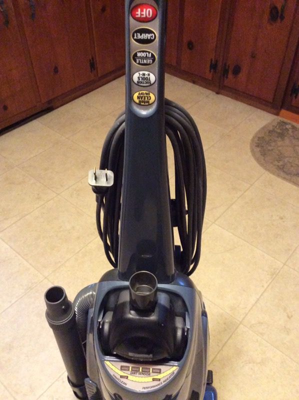 Kenmore Progressive Upright Vacuum / 5 Hepa Filter Bags for Sale in