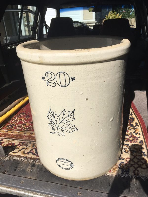 Vintage Western Stoneware 20 gallon crock for Sale in Portland, OR