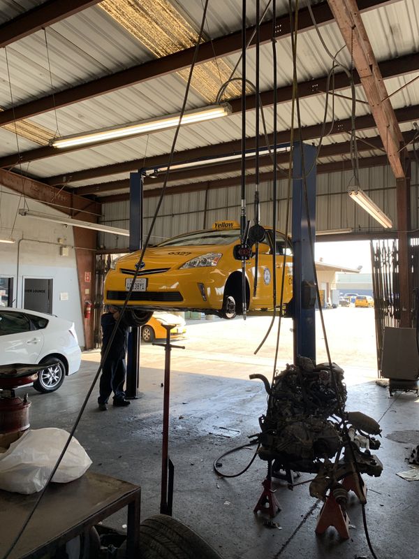 Spray booth , mechanical & body shop equipment for Sale in Gardena, CA