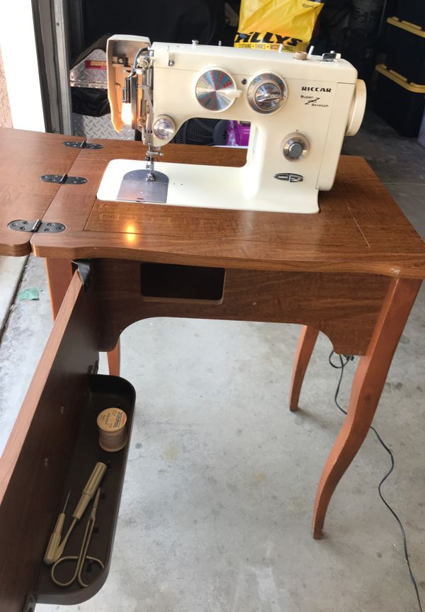 Riccar Super Stretch Sewing Machine for Sale in Alta Loma, CA OfferUp