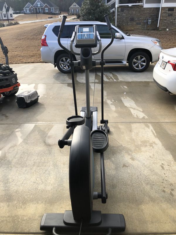 Nordic track commercial 1300 elliptical for Sale in Rome, GA OfferUp