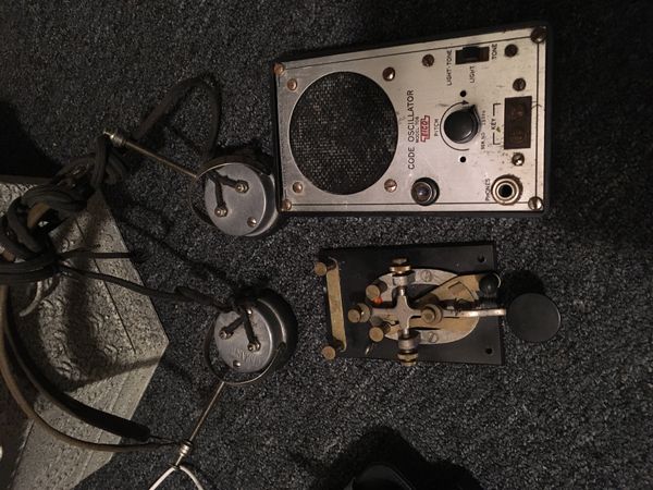 https://photos.offerup.com/5y8IFy0n6n4OLwhY_4AJgP8Cnmw=/600x450/1619/16195e49b1f6428893ed303a1ddec0ce.jpg
