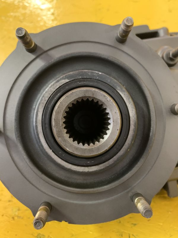 BW 4481 TRANSFER CASE for Sale in Costa Mesa, CA OfferUp