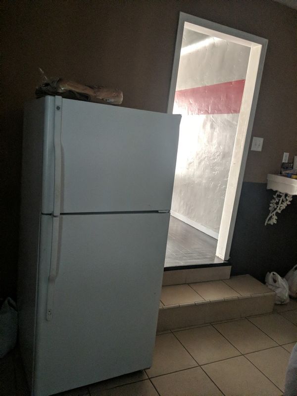 Refrigerator for Sale in Visalia, CA OfferUp