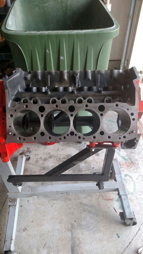 SBC bare block 350 5.7 L ZZ4 vortec 4 bolt main standard bore with AC