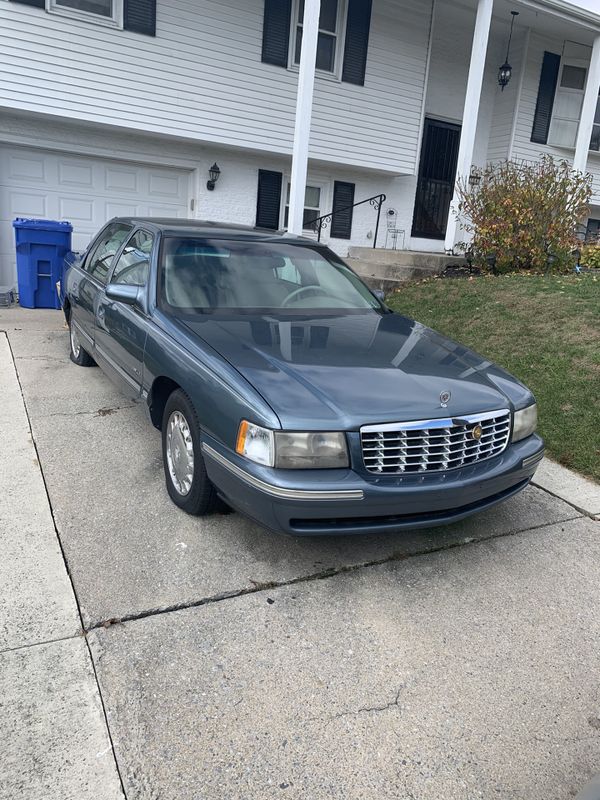 99 Cadillac DeVille for Sale in Harrisburg, PA - OfferUp