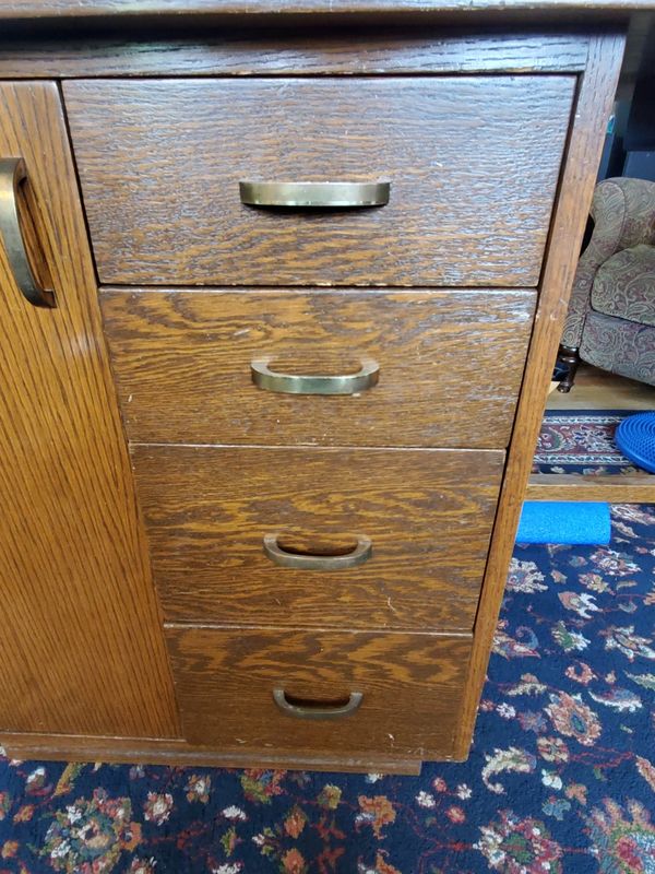 Sturdy Solid Wood Sewing Table for Sale in Tacoma, WA - OfferUp