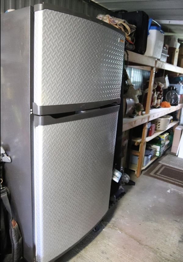 Gladiator Refrigerator Freezer Set