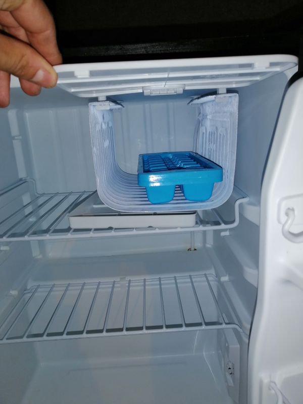 whirlpool mini fridge with freezer settings