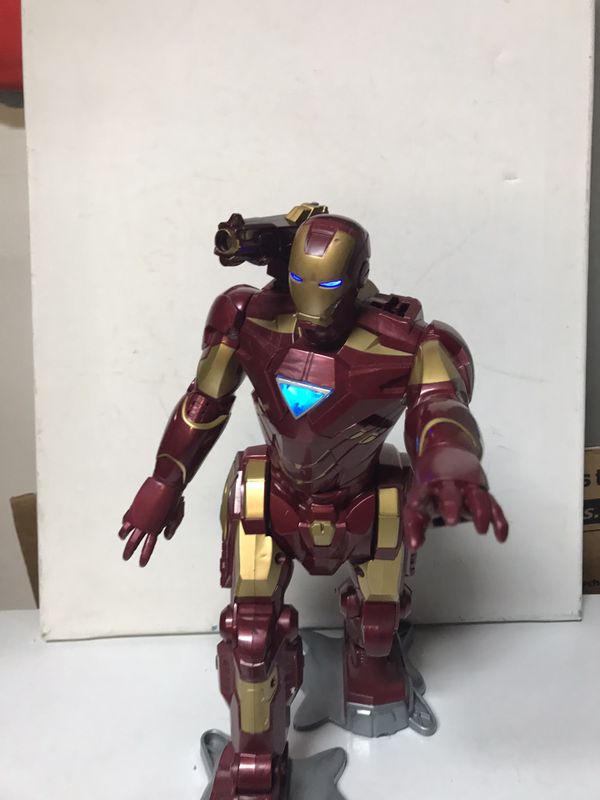 iron man walking toy