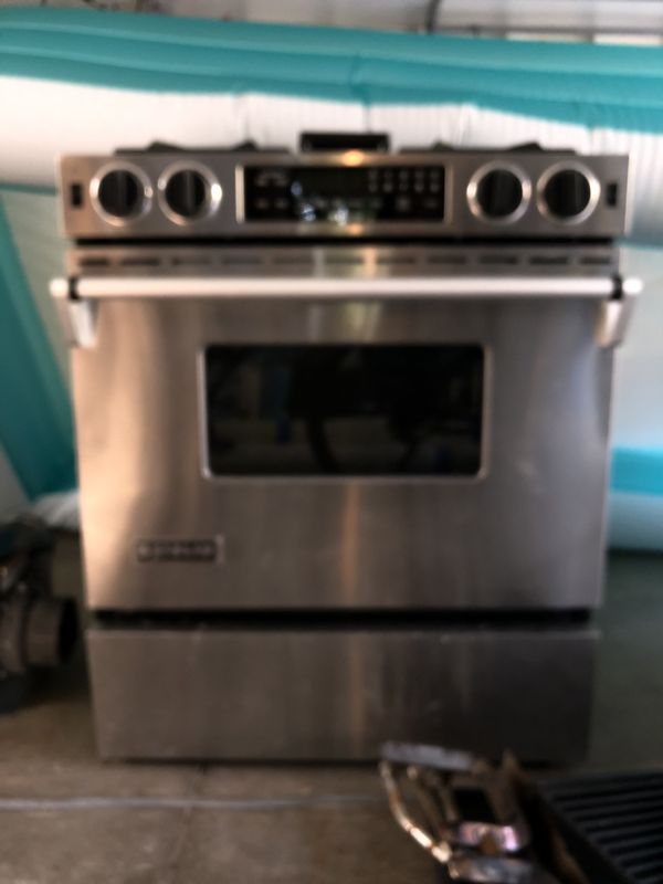 JennAir Gas Range & Electric Oven model JDS9860AAP for Sale in