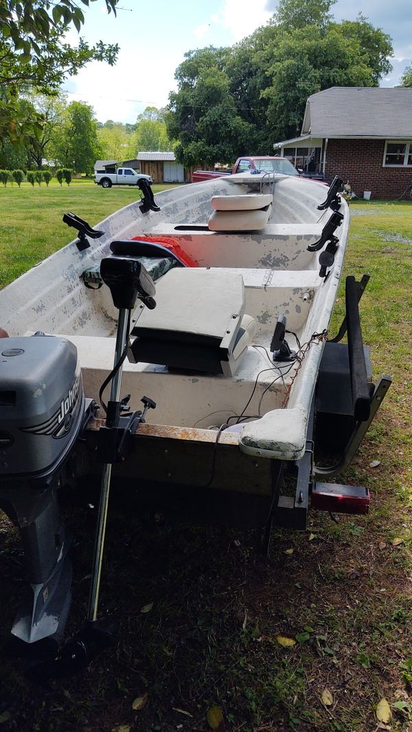 Boat is 14 ft Fiberglass with 15 hp Johnson with a32 trust trolling ...