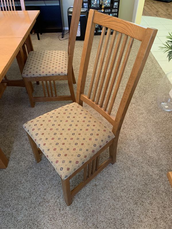 Oak Dining Room Set (Bassett) for Sale in Bakersfield, CA OfferUp