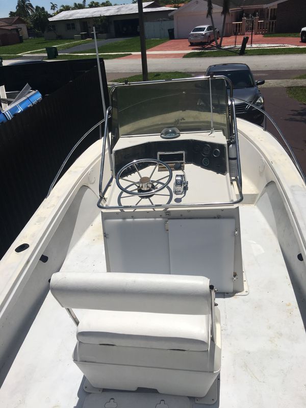 21 foot bay boat for Sale in Miami, FL - OfferUp