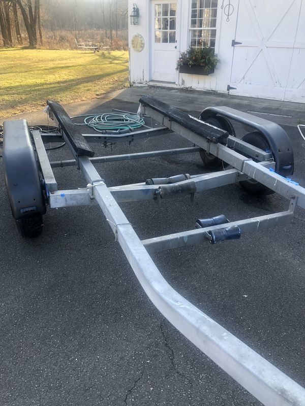 parts for escort boat trailer