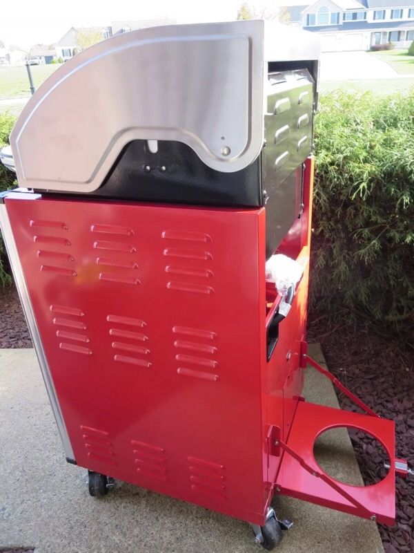 SnapOn Tools EPIQ BBQ Grill/Smoker for Sale in North Las Vegas, NV