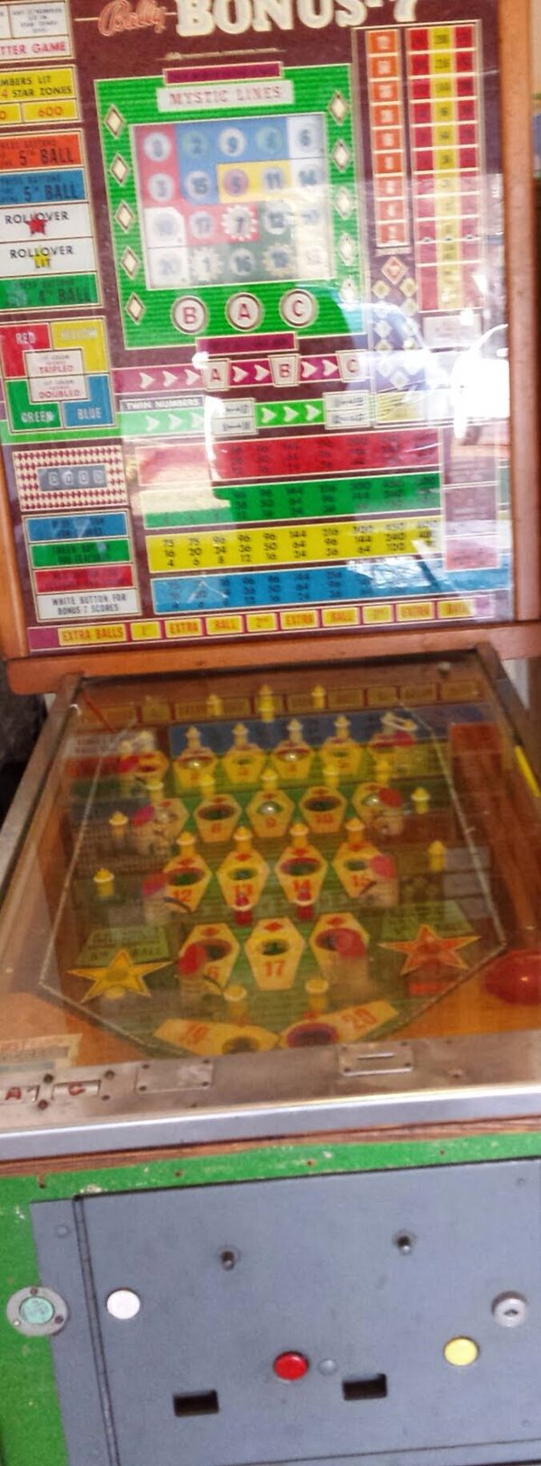 Vintage Bally's Bonus 7 Bingo Pinball Machine for Sale in Nashville, TN