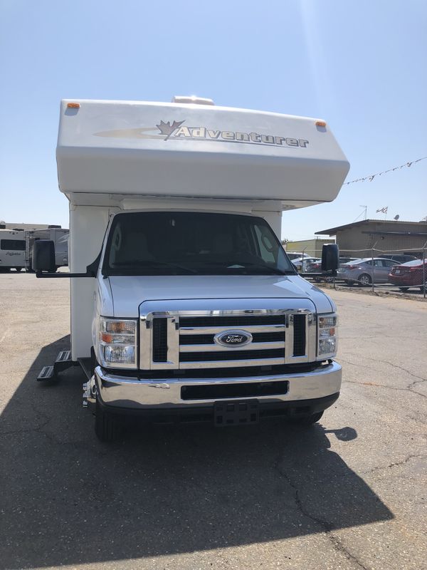 09 Avenger 21 foot class c motorhome for Sale in Salida, CA - OfferUp