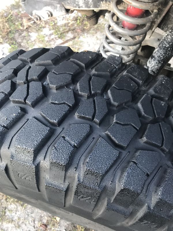 Bfgoodrich mud tires 35x12.5x15 for Sale in Miami, FL - OfferUp