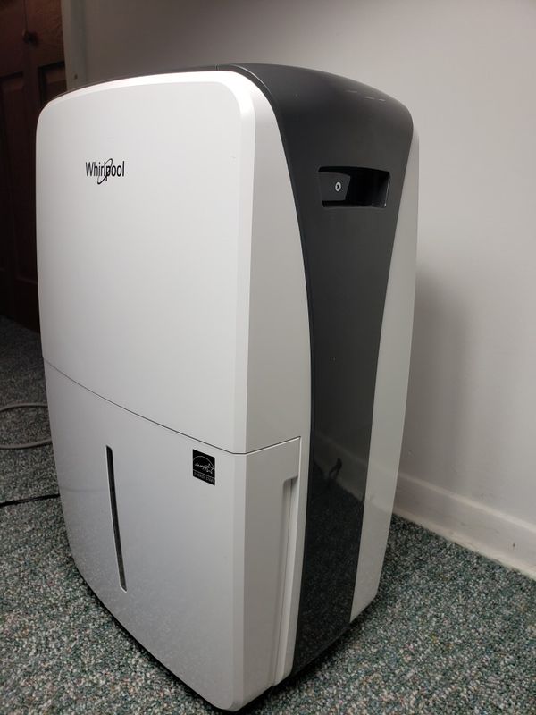 Whirlpool Dehumidifier Model WDH70EAPW for Sale in Chicago, IL - OfferUp