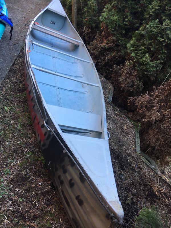 Aluminum Canoe by Smoker Craft for Sale in Seattle, WA OfferUp