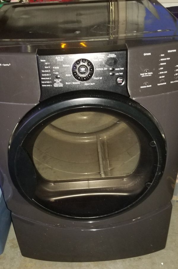 Kenmore Elite Smartheat QuietPak9 HE4 Gas Dryer for Sale in Grayslake