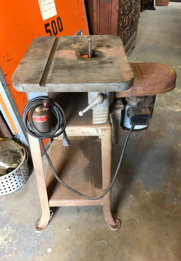 Vintage Milwaukee Delta table router with 1/2 HP motor for Sale in Los